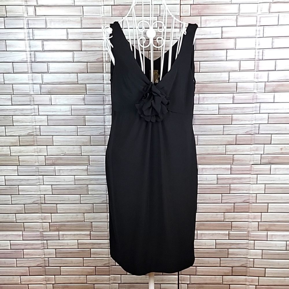 Taylor sleeveless black pencil dress Size 8